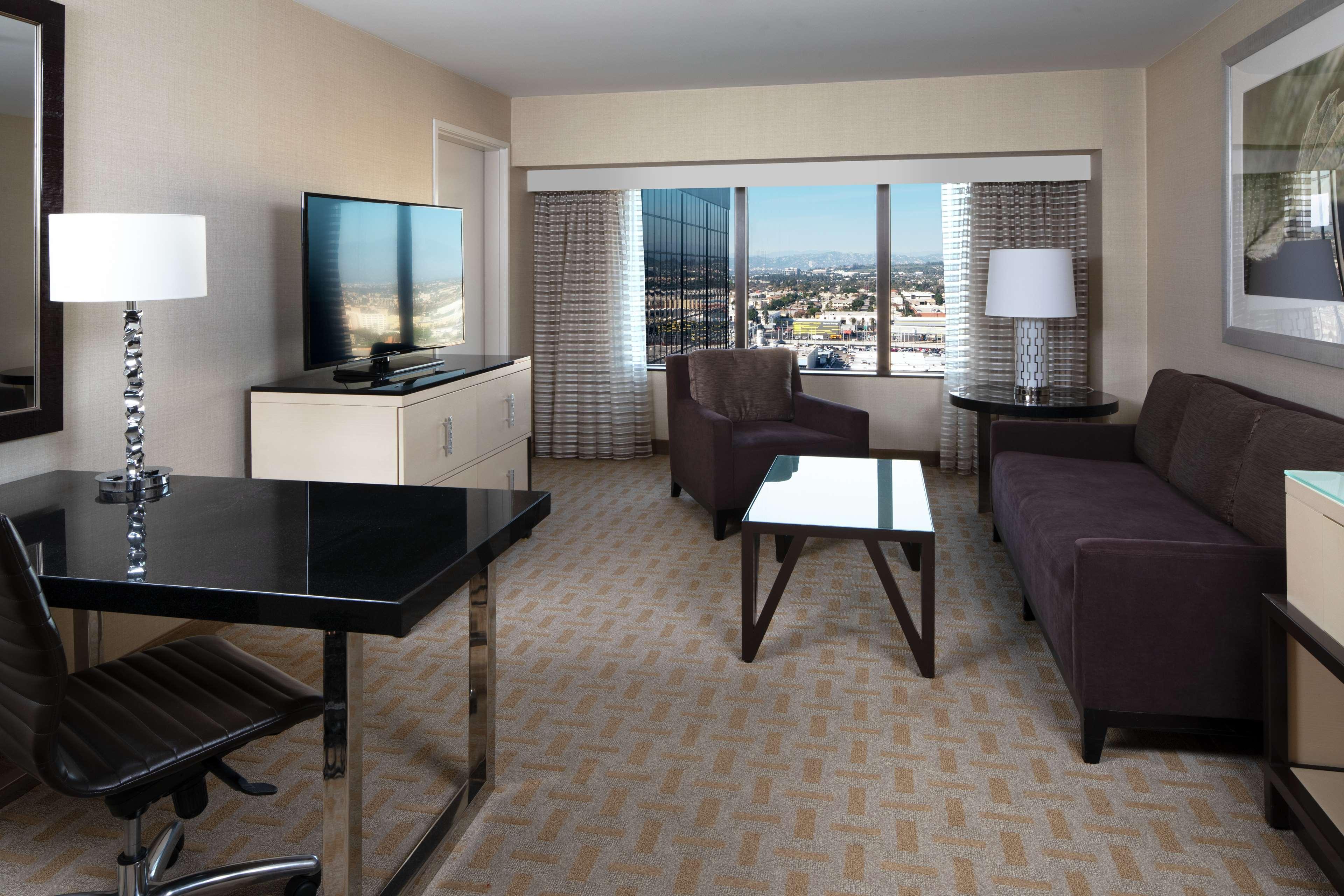 ฮิลตั้น ลอส เองเจิลเลส แอร์พอร์ต Hotel ลอสแอนเจลิส ภายนอก รูปภาพ